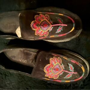 Farm Rio Embroidered Black Slip-On Shoes platform